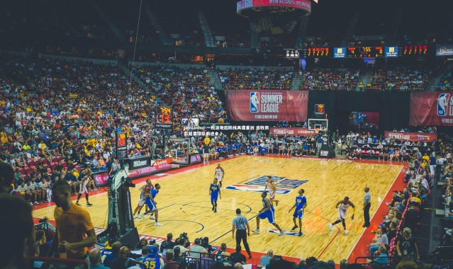 jinnianhui-一败涂地后防线再遭重创 连败阴影笼罩球队前途未卜